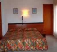 Petite Palau Hotel bedroom