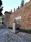 Juan Temboury Bust