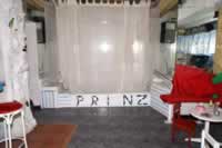 Prinz bar stage