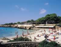 Cala Blanca beach, bars & restaurants